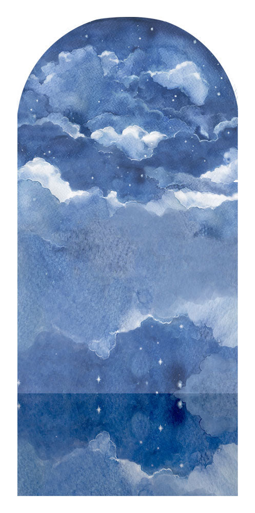 In de Wolken behangboog van Hartendief – dromerig wolken- en sterrenmotief op vliesbehang, 190 x 95 cm