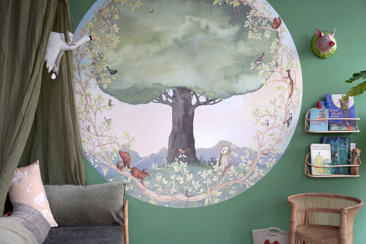 Close-up of the Life Tree wallpaper circle L by Hartendief – watercolour woodland animals in the branches