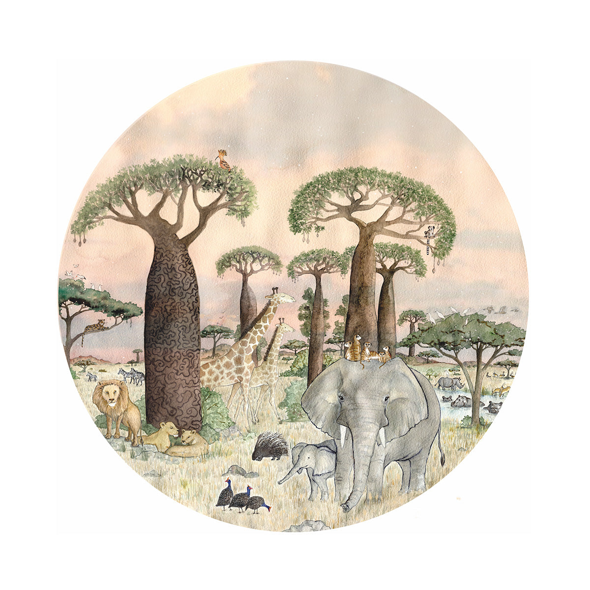 Savanne S behangcirkel van Hartendief – aquarel safari met olifantje, luipaard, nijlpaarden en ringstaartmaki in zachte zandkleuren, Ø 142,5 cm